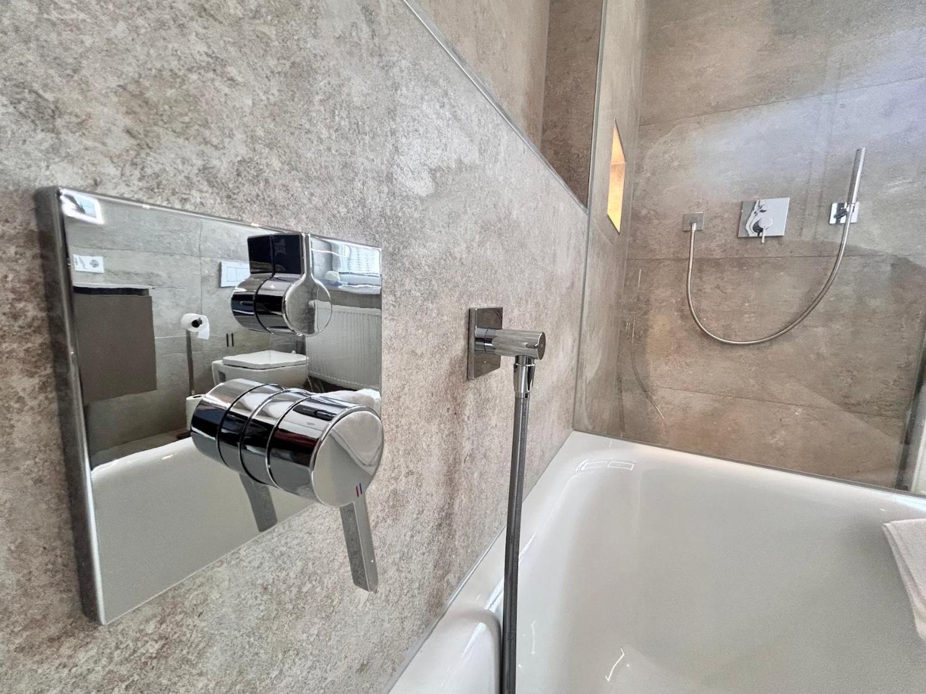 Ferienwohnung "Aschbergblick" - Edel Wohnen Im Ortskern Schliersee Bagian luar foto
